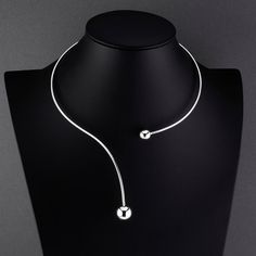 Sterling Silver Open Front Ball End Choker Necklace - Reveka Rose Luxury Silver Open Circle Jewelry, Lily Ring, Lily Necklace, Wide Band Rings, Polish Silver, Size 10 Rings, Fabulous Fashion, Chain Choker, Punctuation