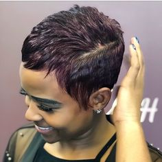 Short Relaxed Hairstyles, Black Women Short Hairstyles, Black Hair Short Cuts, Cornrow Braids, Stylish Short Haircuts, Short Sassy Hair, Corte Pixie, Sassy Hair, Short Black Hairstyles