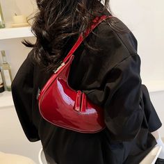 SPECIFICATIONSBrand Name: MOJOYCEShape: Half MoonLining Material: POLYESTERPlace Of Origin: GUANG DONG ProvincePlace Of Origin: GUANG DONG ProvinceHandbags Type: Shoulder BagsMain Material: PUCN: GuangdongOrigin: Mainland ChinaTypes of bags: Shoulder & HandbagsHardness: HARDChoice: yessemi_Choice: yes Hobo Chic, Armpit Bag, Party Handbags, Vintage Tote Bag, Red Purses, Red Handbag, Underarm Bag, Libya, Hobo Handbags