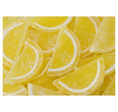 there are many slices of lemon on the table