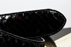 Caracteristics : Model : B- PYTHON Black Shiny Genuine Python Snake Skin ( build with only 1 entire piece of skin ) This belt is slightly padded, including 2 fix keepers also slightly padded Color : BLACK Shiny Handmade Width : 35 mm Length : 90 - 95 - 100 - 105 - 110 - 115 Thickness : aprox. 4 mm Waterproofed : NO Buckle : Inox steel brushed - FREE INCLUDED PLEASE CHECK YOUR SIZE CAREFULLY - WE THEREFORE HAVE INCLUDED A PHOTO IN THE LAST PICTURE TO AVOID MISTAKES WHILE ORDERING IF YOU ARE NOT S Designer Black Belt Buckles For Business, Designer Black Belt Buckles With Belt Included, Luxury Black Belt For Business, Designer Party Belts With Self Belt, Black Leather Belt Buckles For Parties, Black Leather Belt Buckles As Gift, Elegant Black Belt Buckles For Party, Luxury Black Belt Buckles For Evening, Luxury Black Belt Buckle For Evening