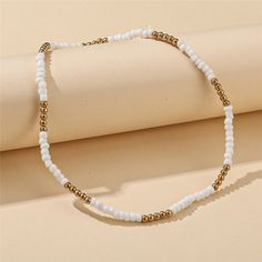 Bead Shell Necklace, Pulseras Kandi, Female Jewelry, Bracelets Design, Choker Style Necklace, Beads Bracelet Design, Handmade Jewelry Tutorials, Jewelry Accessories Ideas, Beaded Collar