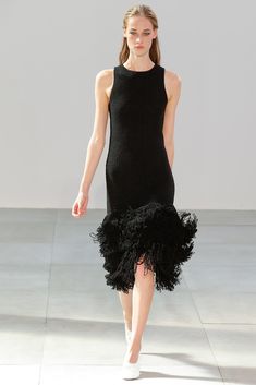 Black Fringe Dress, 2015 Fashion Trends, Hair Accessories Vintage, 2015 Trends, Fringe Dress, Celine Dion, Fashion Gallery, Closet Fashion, Runway Collection