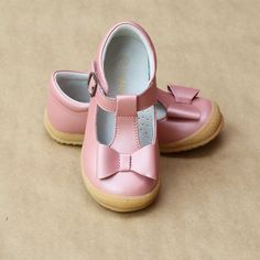 L'Amour Girls Guava Leather Stitched Bow T-Strap Mary Jane - Petitfoot.com School Play, Champagne Color, Big And Small, Pretty Shoes, Metallic Colors, Character Outfits, Toddler Sizes, T Strap, Metallic Leather