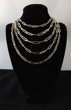 "This paper clip chain is perfect for the classy lady who likes to stay on trend. This chain is made from solid 14k gold and is held by a lobster clasp - it cannot get more stylish than that. This is 14k gold necklace that gives you option for everyday or special occasion wears. It can easy match with your other gold and silver necklace. You are getting 14k gold paper clips necklace for birthday anniversary, father day mother day Christmas time or your wife your kids and your love for valentines Elegant Paperclip Bracelet With Figaro Chain, Elegant 14k Gold Rectangular Chain Necklace, Elegant Yellow Gold Paperclip Chain Necklace, Elegant Gold Paperclip Chain Necklace, 14k Yellow Gold Paperclip Chain Necklace, Elegant 14k Gold-filled Jewelry With Paperclip Chain, Gold-tone 14k Gold Necklace With Paperclip Chain, 14k Gold-filled Yellow Gold Paperclip Chain Necklace, Sacred Jewelry