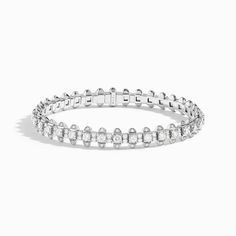 Tip-Top Full Diamond Tennis Bracelet Marli New York White Diamond XS New York Woman, Wrist Wrap, Diamond Tennis Bracelet, Hinged Bracelet, Tennis Bracelet Diamond, Ring Size Guide, Perfect Ring, Tennis Bracelet, Brilliant Cut Diamond