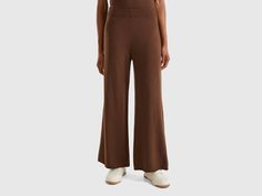 Trousers made of viscose, cashmere and wool blend. Wide and loose leg, rolled hem at the bottom. Comfortable inner elastic at waist. The utmost comfort for everyday wear. Red Wide Leg Trousers, Sweatshirt Jean Jacket, Jumpsuit Skirt, Rolled Hem, Night Shirt, Clothing Care, Blouse Dress, Wide Leg Trousers, Trousers Women