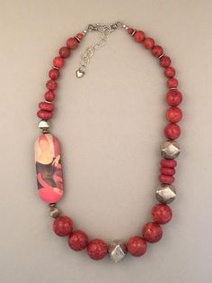 Dramatic Necklace, Silver Statement Necklace, Diy Jewelry Necklace, Silver Necklaces Women, Silver Necklace Statement, Silver Jewels, Coral Necklace, Beaded Statement Necklace, Silver Pendant Necklace