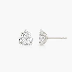 Vrai Earrings, Rings Everyday, Modern Engagement Rings, Diamond Stud Earrings, Rings Jewelry, Diamond Stud, Lab Created Diamonds, High Jewelry, Diamond Earrings Studs