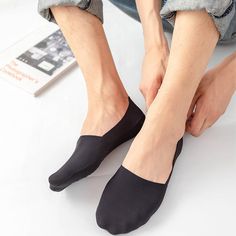 Say goodbye to unpleasant odors during the hot summer months with this set of 3 Invisible Non-Slip Socks. Designed with a breathable fabric to absorb sweat and keep your feet dry, these ankle-height socks remain hidden while wearing shoes, offering discreet comfort. Enjoy odor-free and stylishly discreet foot care with this versatile and practical set of socks. Why You'll Love It 100% stretchability: These nylon-made socks are fully elastic. They don't slip off your feet and remain firmly in place. No sweat odor: ﻿ Since these socks are thin and breathable, they let air reach your feet, preventing them from sweating and giving an unpleasant odor. Soft & breathable: Refined nylon is fabricated to make these socks. They give a soft touch to your skin and is fully comfortable to wear in hot t Bad Smell, Non Slip Socks, Take Off Your Shoes, Invisible Socks, Your Shoes, Short Socks, Hot Weather, Mens Socks, In Hot