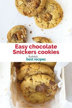 chocolate chip cookies in a box with the words easy chocolate snickkers cookies above them