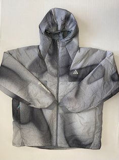 Nike ACG Rope De Dope Jacket size XL. Jacket is guaranteed 100% Authentic and Brand New with tags. Please let me know if you have any questions. Item Number: DQ5783-065 Dope Jackets, Nike Acg, Grey And White, Active Wear, Mens Accessories, Brand New, Nike, Grey, Mens Outfits