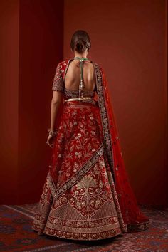 Deep Red Lengha Bridal, Bridal Lehenga Red Royal Heavy, Red Lengha Bridal, Red And Golden Lehenga, Bridal Lehenga Red Royal, Red Ghagra, Red Lehenga Bridal, Reception Lehengas, Heavy Bridal Lehenga