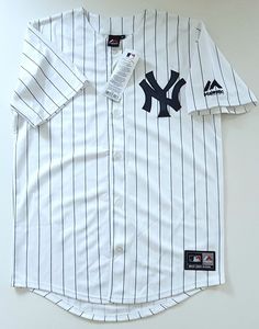 Ny Yankees Jersey Outfit, Yankee Jersey Outfit Men, Ny Yankees Outfit, Baseball Shirt Outfit Mens, Baseball Jersey Outfit Men, Jersey Shirt Outfit, Baseball Shirt Outfit, Yankees Outfit, Baseball Jersey Outfit