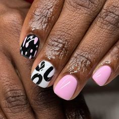 Short Nails Trends, Square Round Nails, Twa Natural Hair, Gel Manicure Designs, Break From Social Media, Natural Nails Manicure, Short Gel Nails, Sassy Nails, Work Nails