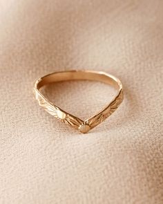 Gold Western Rings, Dainty Western Jewelry, Gold Filled Rings, Sun Ring Gold, Cool Gold Rings, Simplistic Rings, Gold Ring Designs Unique, Sun Engagement Ring, Ring Inspo Jewelry