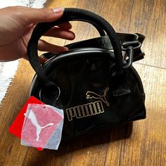 Nwt! Straps Are Detachable. Can Be Worn As Crossbody, Shoulder Bag Or Hand Bag One Pocket Inside Retails For $30 + Tax Bundle And Save Puma Rihanna, Multi Pouch, Vintage Chanel Handbags, Laptop Tote, Leather Fanny Pack, Crossbody Bag Women, Puma Women, Punta Cana, Small Shoulder Bag