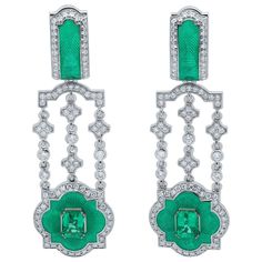 Emerald Diamonds Enamel 18 Karat White Gold Earrings | From a unique collection of vintage Dangle Earrings at https://www.1stdibs.com/jewelry/earrings/dangle-earrings/. Luxury Green Earrings With Polished Finish, Luxury Hallmarked Enamel Earrings, Luxury Enamel Earrings For Formal Occasions, Luxury Formal Enamel Earrings, Luxury Green Enamel Earrings, Tweed Texture, Diamond Chandelier Earrings, Jewel Wedding, Mint Candy