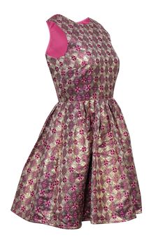 Get ready to stand out at your next party with our Tuckernuck dress! This sleeveless dress features a stunning brocade print in shades of pink, gold, and purple, making it a true Barbie dream. The open back adds a flirty touch to this cocktail party must-have. Size S Shell 100% Polyester Lining 97% Polyester, 3% Spandex Invisible zipper back Sleeveless Open back Pleated detail Bust 36" Waist 29" Shoulder to hem 34.5" Pink A-line Dress For Party Season, Brocade Floral Print Party Dress, Fitted Floral Print Sleeveless Dress For Party, Brocade Party Dress With Floral Print, Fitted Multicolor Sleeveless Dress For Evening, Pink Sleeveless Dress For Party Season, Pink Sleeveless Dress For Party, Pink Sleeveless Dress With Fitted Bodice For Party, Fitted Gold Sleeveless Dress For Cocktail