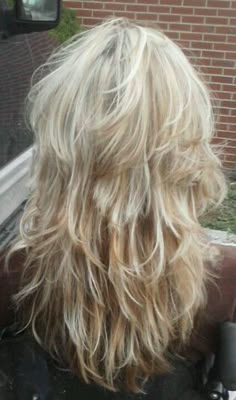 Long layered cut..this is what i call layers Long Shaggy, Long Shag, Haircut Women, Shaggy Haircuts, Shag Hairstyles, Hair Stylies, Shag Haircut