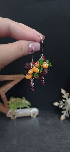 Christmas earrings, Woodland jewelry, Xmas jewelry, Orange earrings, Christmas tree, Gift for her, Long dangle earrings Size: Earrings length - 2.6 inches (6.5 cm) Width - 1 inch (2.5 cm) Material: Polymer Clay All details are handmade by me with love. Please note! Colors may differ depending on the settings of your monitor Thank you for your visit ) Xmas Jewelry, Christmas Tree Gift, Woodland Jewelry, Orange Earrings, Earrings Christmas, Long Dangle Earrings, Tree Gift, Christmas Earrings, Cluster Earrings