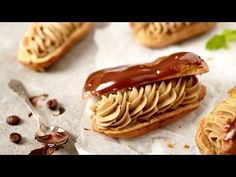 some kind of pastry with peanut butter and chocolate icing on it's wrapper