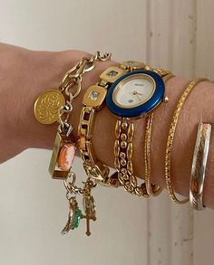 #jewlery #gold #trendy #charmbracelet #aesthetic #bracelets #watch #dainty #itgirl #coolgirl #fashion #inspo  not all jewelry in picture can be found on website How To Have Style, Girl Lifestyle, Nail Jewelry, Dope Jewelry, Mode Inspo