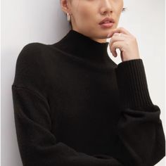 Size Xs, New With Tags. $248 Retail. Modern Black Cashmere Sweater, Black Cashmere Winter Top, Modern Oversized Black Sweater, Elegant Black Sweater With Ribbed Cuffs, Everlane Long Sleeve Winter Tops, Chic Black Sweater With Ribbed Cuffs, Everlane Long Sleeve Sweater, Chic Black Tops With Ribbed Cuffs, Black Sweater With Ribbed Cuffs