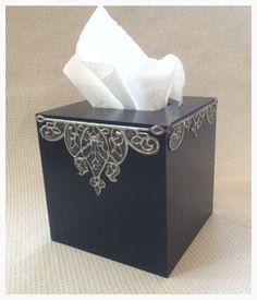 a tissue box that is on the table