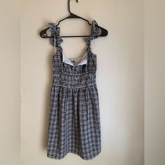 Wayf Gingham Checkered Smocked Waist Dress Nwt Size Xs Black And White Tie Front Ruffle Sleeve Lined 95% Polyester, 5% Spandex 92395nrch-Frt Nwt Inventory: $O 2811 Summer Gingham Smocked Fitted Dress, Casual Fitted Smocked Dress With Ruffled Straps, Casual Ruched Gingham Dress, Casual Gingham Dress With Ruched Details, Casual Ruched Dress For Picnic, Casual Plaid Dress With Ruffles, Summer Gingham Smocked Sleeveless Dress, Casual Smocked Dress With Ruffled Straps For Brunch, Spring Casual Smocked Dress For Picnic