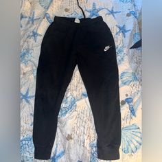 Nike Joggers Size M, Never Worn Casual Black Nike Sweatpants, Nike Black Joggers For Streetwear, Nike Black Cotton Sweatpants, Black Nike Tech Joggers, Nike Sporty Moisture-wicking Joggers, Nike Functional Joggers With Moisture-wicking, Nike Black Moisture-wicking Joggers, Black Nike Joggers, Nike Bottoms