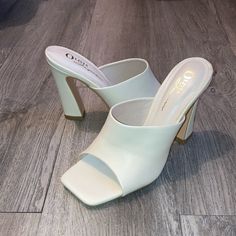 Brand New Sandal Heels In Size 7 4.25 Inch Heel Off White Color Faux Leather New Sandal, Forever 21 Shoes, Sandal Heels, White Heels, Off White Color, White Color, Shoes Women Heels, Sandals Heels, Forever 21