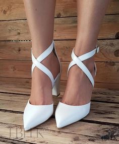 3 Wedding Shoes Block Heel, White Heels Wedding, White Bridal Shoes, White Stilettos, Ivory Pumps, Wedding Slippers, Ivory Wedding Shoes, Wedding Pumps, Wedding Boots