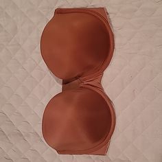 Victoria Secret Strapless Bra 36dd Strapless Partially Lined Bra, Fitted Strapless Bra Partially Lined, Fitted Partially Lined Strapless Bra, Victoria's Secret Fitted Strapless Bra, Victoria's Secret Strapless Fitted Bra, Victoria's Secret Full Coverage Bra With Removable Pads, Victoria's Secret Stretch Bra With Removable Pads, Victoria's Secret Bra With Removable Pads And Stretch, Victoria's Secret Strapless Bra With Built-in Support