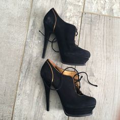 Yves Saint Lauren Black And Gold Heels Size 36.5 Euro Black And Gold Heels, Yves Saint Laurent Shoes, Saint Laurent Shoes, Gold Heels, Shoes Heels Boots, Black And Gold, Shoes Women Heels, Heeled Boots, Yves Saint Laurent