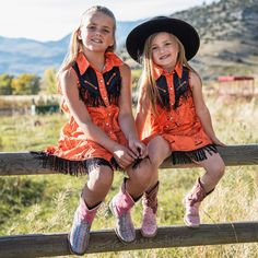 Both Stylish And Comfortable, Vintage Dress Is Made From Soft And Breathable Material. This Vintage Dress Is A Must For Every Little Cowgirl's Closet. Deer Dress, Velvet Lace Dress, Girl Western, Yellow Lace Dresses, Cowgirl Dresses, Cable Knit Sweater Dress, Girl With Sunglasses, Twirl Dress, Girls Stripes