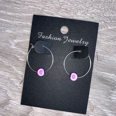 🌸 lilac miracle bead earrings🌸  ♥️Catches the light to give off a glow!  ♥️Perfect for nights out or even holidays!  ♥️£3  ♥️Shown on 20mm hoop  ♥️ earrings are silver plated and not real silver The colour may vary slightly due to most images being taken under direct sunlight or with flash to show you the full effect of the beads x  White beads may appear grey/silver when opened in a dark room. The full effect of the beads will shine through in different lights. Please note: Buyer pays for any return postage/ exchange postage x Adjustable Round Hoop Earrings As Gift, Trendy Circle Hoop Earrings For Gift, Trendy Circle Hoop Earrings As Gift, Trendy Round Hoop Earrings As Gift, Trendy Small Hoop Purple Jewelry, Trendy Purple Small Hoop Jewelry, Purple Nickel-free Dangle Hoop Earrings, Nickel-free Purple Dangle Hoop Earrings, Purple Dangle Hoop Earrings With Ear Wire