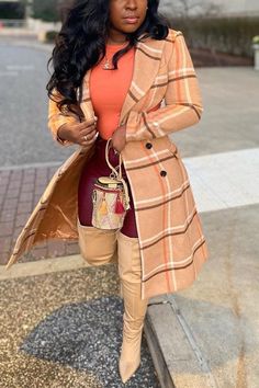 Plaid Print Coat, Winter Mode Outfits, Plaid Trench Coat, Looks Black, Mode Inspo, Fall Fashion Outfits, Fashion Mode, Winter Fashion Outfits, Fall Winter Outfits