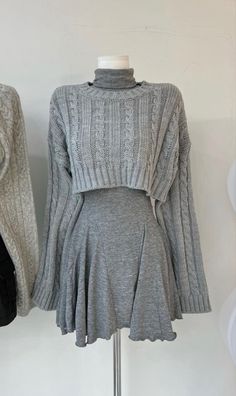 Gray Skirt Outfit, 사진 촬영 포즈, Future Outfit, Lookbook Outfits, Follow For More, Pretty Dresses