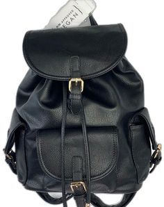 Chic Adjustable Bags For Travel, Casual Black Leather Softback Backpack, Trendy Adjustable Travel Bags, Casual Black Leather Backpack, Casual Adjustable School Bag, Casual Adjustable Bags For School, Trendy Adjustable Backpack For Daily Use, Adjustable Black Backpack For School, Trendy Adjustable Standard Backpack