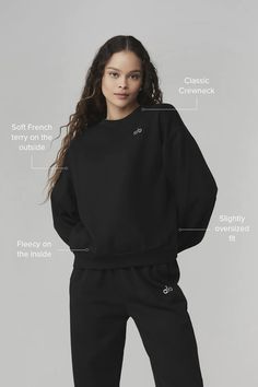 Accolade Crew Neck Pullover - Black | Alo Yoga Basic Sweats With Ribbed Cuffs, Everyday Basic Sweater With Ribbed Cuffs, Trendy Black Sweats With Ribbed Cuffs, Classic Crew Neck Sweats For Loungewear, Classic Sweatshirt With Ribbed Cuffs For Loungewear, Classic Crew Sweats With Ribbed Cuffs, Classic Sweats For Fall Loungewear, Classic Sweats For Loungewear In Fall, Classic Fall Sweats For Loungewear