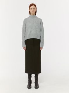 Composition : WOOL 40%, POLYESTER 60%Color : KHAKICountry of Origin : Republic of Korea Wool Skirts, Clothes, Color