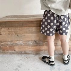 Add a playful touch to your little girl's summer wardrobe with our Girls Polka Dot Shorts! 🌸👧 Perfect for girls aged 1-6 years, these casual shorts are crafted from soft, breathable cotton, ensuring comfort during all her sunny adventures. The cheerful polka dot pattern adds a fun and stylish element, making these shorts a standout piece. Designed with a loose fit and an elastic waist, they provide easy wear and a comfortable fit that stays true to size. Whether she's playing at the park, having a picnic, or just lounging at home, these mid-rise shorts will keep her looking cute and feeling great all summer long! ☀️🌼 Specifications: Season: Summer Age Range: 1-6 years Gender: Girls Material: Cotton Item Type: shorts Fit: Fits true to size, take your normal size Style: Casual Closure Typ Playful Summer Shorts, Playful Summer Shorts With Short Length, Playful Cotton Shorts For Summer, Playful Summer Shorts With Elastic Waistband, Playful Shorts For Playtime, Cute Cotton Summer Shorts, Cute Cotton Shorts For Summer, Playful Cotton Shorts For Vacation, Playful Shorts For Summer Playtime