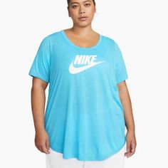 Nwt Women's Plus Size Nike Tunic Tee. Last 1 Left!!! Nike Relaxed Fit Shirt For Spring, Nike Blue Tops For Spring, Nike Blue Shirt For Summer, Nike Relaxed Fit Top For Summer, Casual Blue Nike Tops, Nike Blue T-shirt For Spring, Nike Shirts Women's, Nike Running Top, Athletic Tops Women