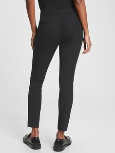 Bi-Stretch Skinny Pants | Gap Factory Stretch Work Pants With Pockets For Business Casual, Business Casual Stretch Dress Pants With Side Pockets, Mid-rise Business Casual Pants With 4-way Stretch, Stretch High-waisted Chinos With Pockets, Business Casual Mid-rise Pants With 4-way Stretch, Classic Mid-rise Bottoms With Seam Detailing, Mid-rise 4-way Stretch Workwear Bottoms, Stretch Mid-rise Chinos For Business Casual, Stretch Mid-rise Work Pants For Business Casual