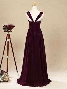 Fast traslate Icon translate 1. A-Line Straps Floor-Length Chiffon Bridesmaid Dress Sweetheart Neck Made-to-order.2. For color: The color in the picture is Burgundy. and you can also choose custom colors in the color chart!https://www.dressblee.com/products/color-swatch-for-chiffonActual color may vary from the color on the screen due to monitor color restrictions. you can order the color swatches to see the real fabric.3. How to place the order?You can pick up the dress listing into the cart. choose size and color. or choose "custom size and color" and give me the color number and measurements in the order note or to my email: aigzh@hotmail.comIf your order includes more than one dress. please number the dresses. like DRESS #1-Bridesmaid's Name. DRESS #2-Bridesmaid's Name. etc. And provid Dusty Green, Chiffon Bridesmaid Dress, Chiffon Bridesmaid, Sweetheart Neck, Bridesmaid Dress, Floor Length, Chiffon