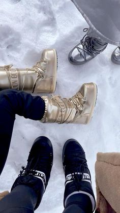 Main colors of Moon boots winter shoes 2023 ☁︎☽ Moon Boots Outfit, Don Perignon