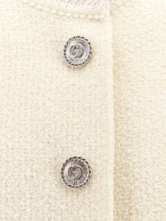 12% Polyamide, 88% Wool Gucci Elegant Blazer With Double Button Closure, Classic Gucci Blazer With Double Button Closure, Gucci Winter Blazer With Buttons, Gucci Fitted Double Button Blazer, Luxury Gucci Blazer With Double Button Closure, Winter Gucci Blazer With Buttons, Gucci Fitted Blazer With Double Button Closure, Gucci Winter Blazer, Luxury Gucci Cream Outerwear