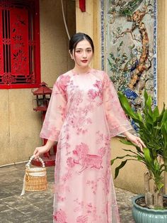 Very elegant design Pink Ao Dai For Evening Spring Events, Spring Evening Pink Ao Dai, Summer Evening Ao Dai, Festive Pink Ao Dai For Formal Occasions, Pink Short Sleeve Ao Dai For Spring, Spring Party Ao Dai With Short Sleeves, Pink Long Sleeve Ao Dai For Party, Elegant Pink Ao Dai For Summer, Red Ao Dai For Spring Party