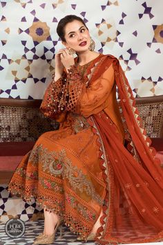 Pakistani Dresses Casual, Pakistani Fancy Dresses, Pakistani Fashion Party Wear, Beautiful Pakistani Dresses, Salwar Kamiz, Simple Pakistani Dresses, Designer Party Wear Dresses, Designer Dresses Casual, Boutique Dress Designs